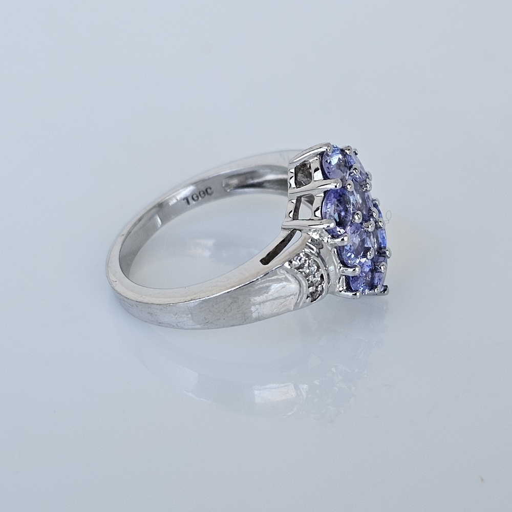 Divine AA Natural Tanzanite Cluster Ring w/ White Topaz Accents. ✨️ Size 6! - Picture 3 of 9